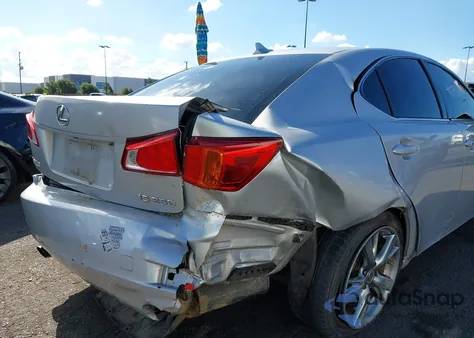 2009 Lexus Is 250 z USA, uszkodzony, nr VIN JTHBK262395093053